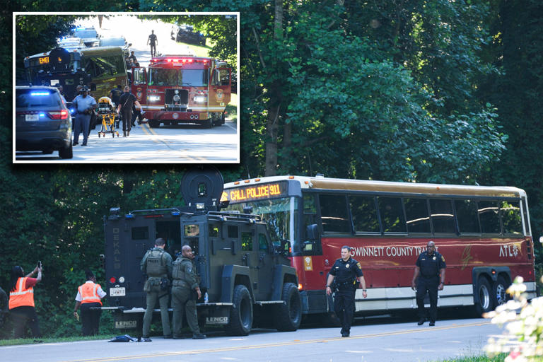 Maniac hijacks Georgia commuter bus with 17 on board, fatally shoots ...