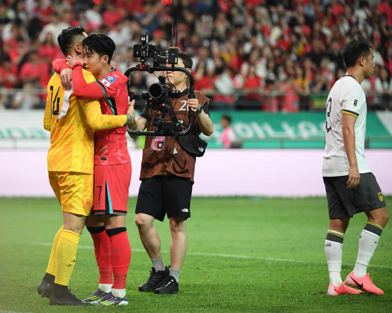 Son Heung-min consoles tearful Chinese goalkeeper after South Korea’s ...