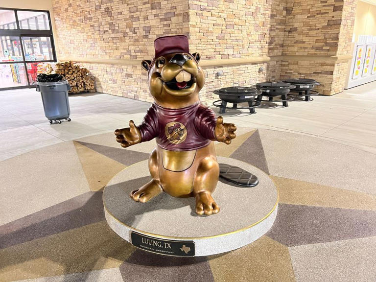 World’s largest Bucee’s opens Here’s where