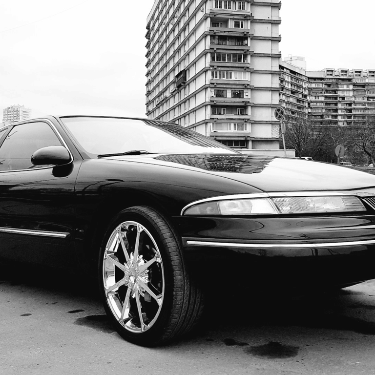 They Stopped Innovating After the '90s: The 1993 Lincoln Mark VIII ...