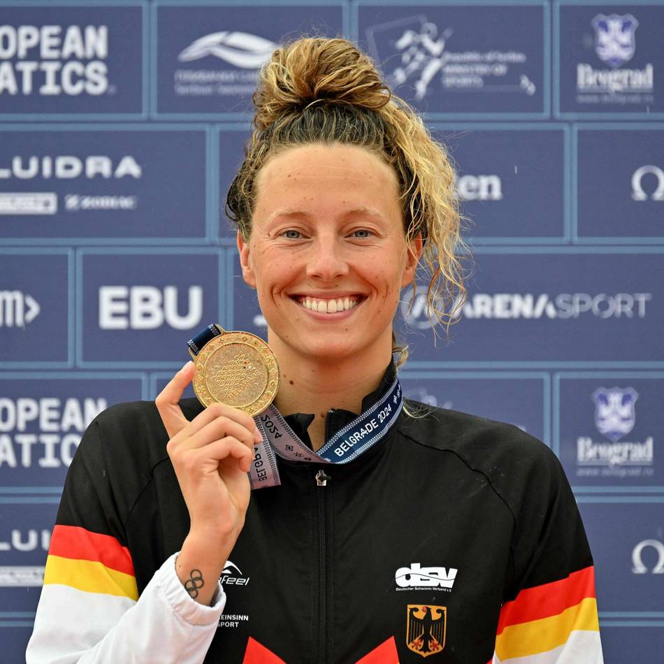 Beck Gewinnt Gold Nach Furiosem Endspurt Im Freiwasser