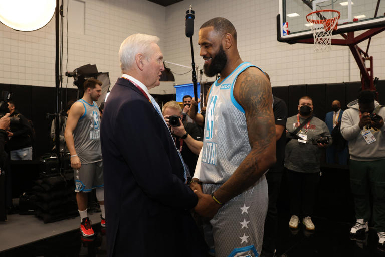 CLEVELAND, OH - FEBRUARY 20: NBA Legends, Jerry West and LeBron James talk during the NBA 75 Group Photo as part of the 2022 NBA All Star Weekend on February 20, 2022 at Rocket Mortgage FieldHouse in Cleveland, Ohio. (Photo by Michael J. LeBrecht II/NBAE via Getty Images) Michael J. LeBrecht II/Getty Images