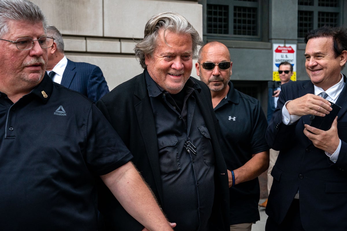 Steve Bannon Asks Appeals Court To Keep Him Out Of Prison Due To His ...