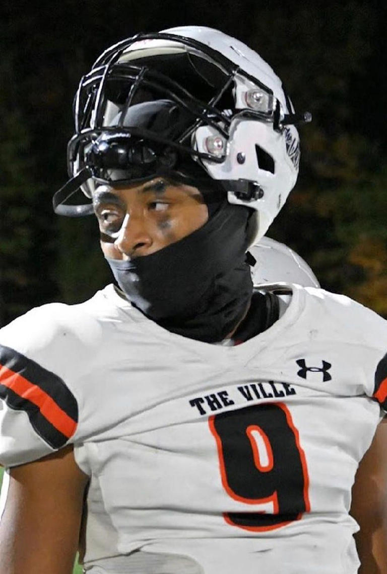 Tennessee football lands fourstar edge rusher Jayden Loftin