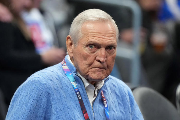 clippers commentator think nba should honor jerry west by never changing the logo