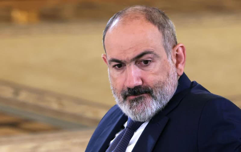 armenian prime minister pledges to withdraw country from csto