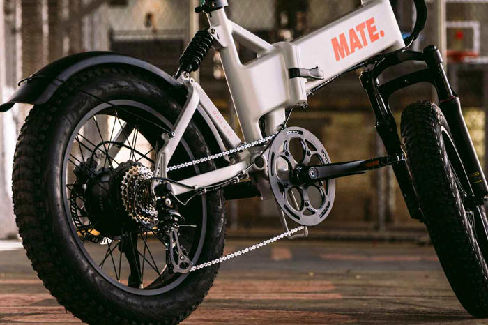 「mate x evo」が登場。人気の電動アシスト自転車が走行性能向上＆装備充実化