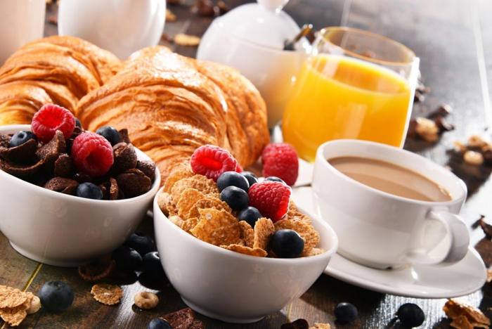 l'orario della colazione influenza lo stato di salute