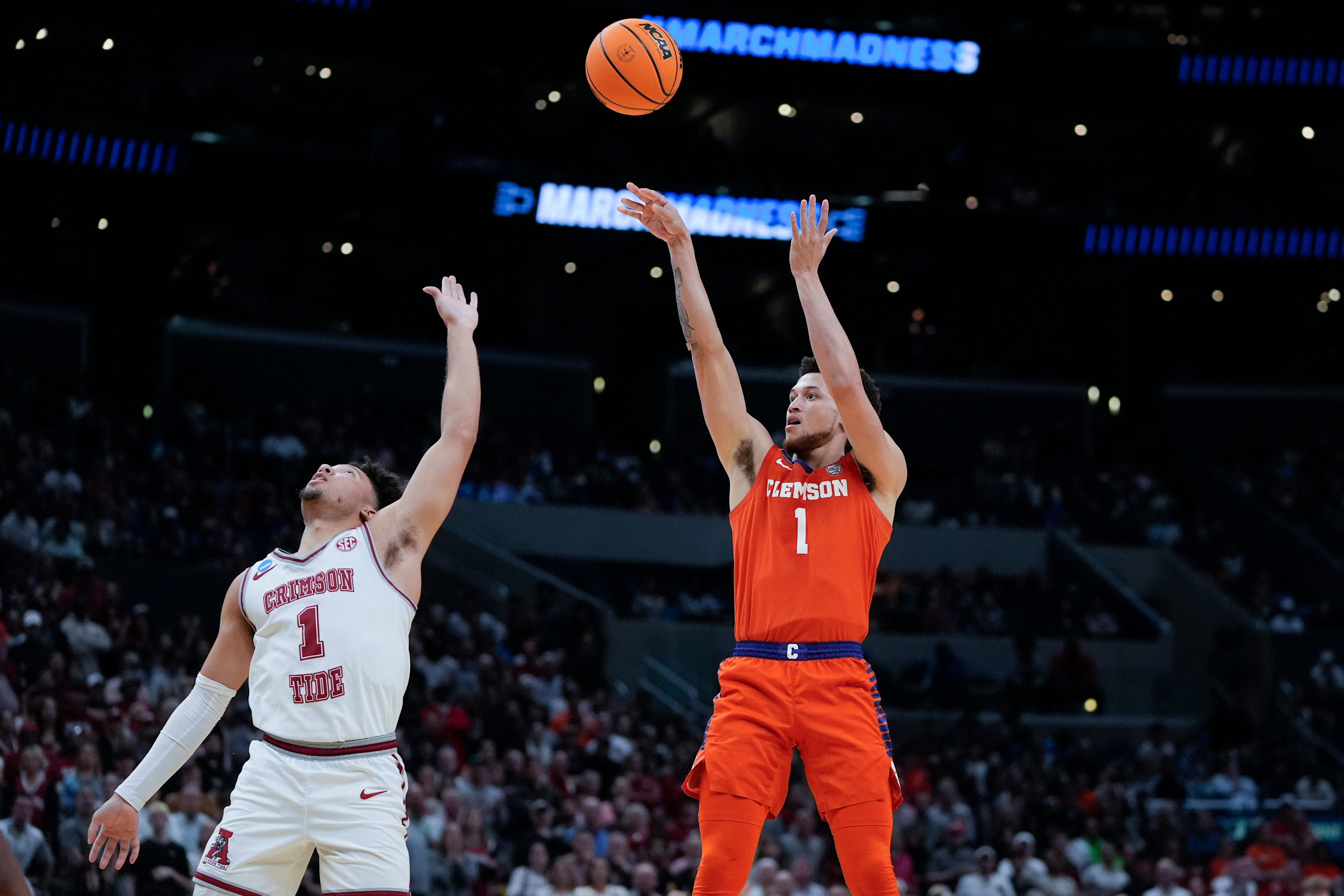 Clemson Hosts Kentucky In 2024 ACC/SEC Challenge