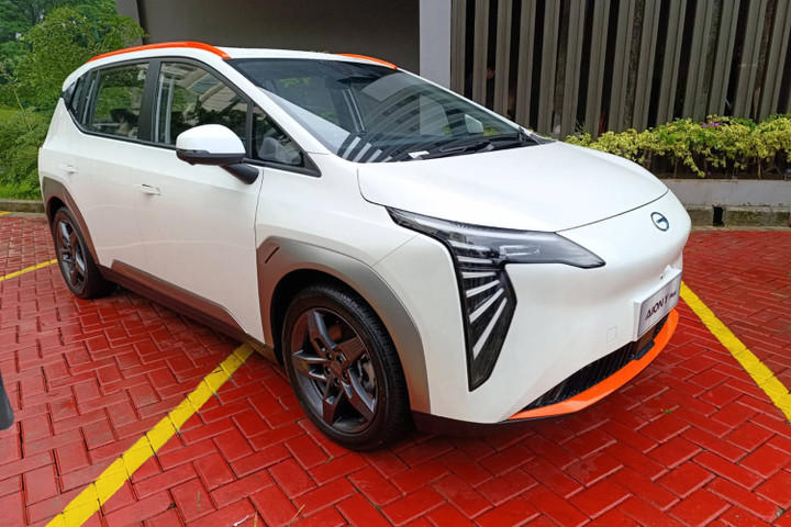 mengenal gac aion y plus, pilihan baru mobil listrik dari china