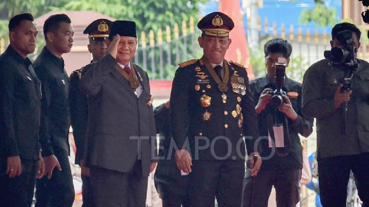 Terima Bintang Bhayangkara Utama, Prabowo Disebut Punya Jasa Besar ...