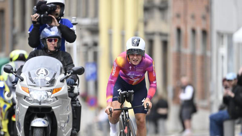 cyclisme : lotte kopecky championne de belgique du contre-la-montre pour la 6e fois consécutive