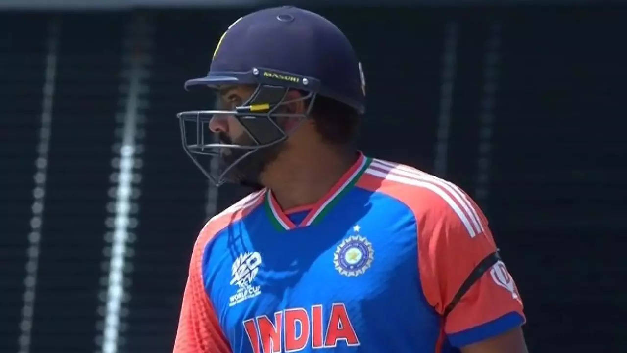 Indian Players Wear Black Armbands During The T20 World Cup Game ...