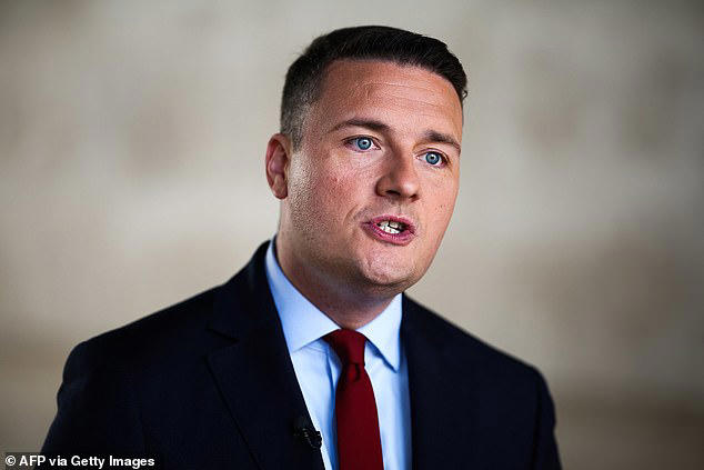 wes streeting 'living in fairy world' for backing physician associates
