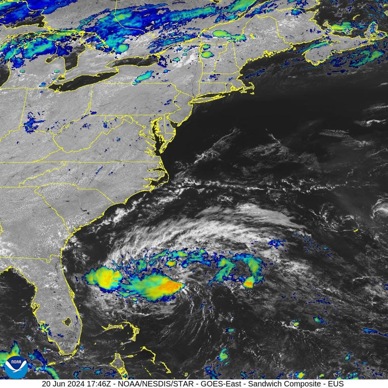 Invest 92L approaching Florida, Track system, see possible impacts