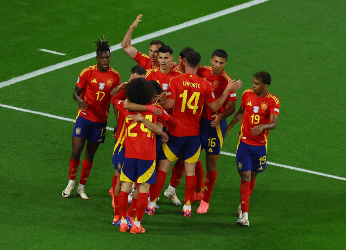 spain vs. italy highlights: spain wins euro 2024 showdown with own goal, score