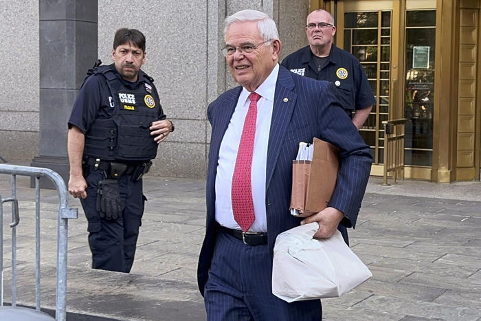 gold bars and sen. bob menendez's curiosity about their price takes central role at bribery trial