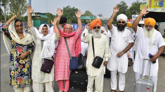 sikh jatha leaves for pakistan for ranjit singh’s death anniversary