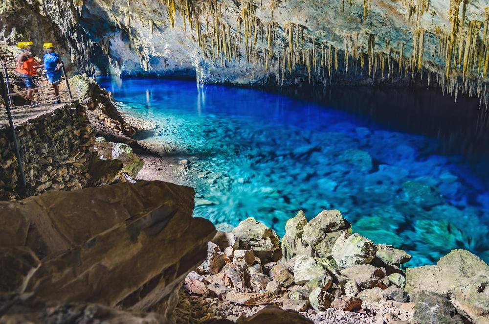 conheça sete das cavernas mais belas do brasil