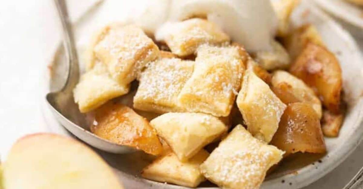 <p>This is a real crowd-pleaser. The dish resembles the classic American dessert but it is easier to make, and perhaps better tasting. It is perfect for holidays when the family comes together.</p> <p>Get the recipe: <a href="https://laurenfitfoodie.com/apple-puff-pastry-recipe-pandowdy-lightened-up/?fbclid=IwZXh0bgNhZW0CMTAAAR3litkMUIcY7E5bjb8QrrJbPrRhPKiMyoFgDA87-e4H1mfckTpMWSMUI8E_aem_ZmFrZWR1bW15MTZieXRlcw" rel="noreferrer noopener">Apple Puff Pastry Recipe (Pandowdy Lightened Up!)</a></p>