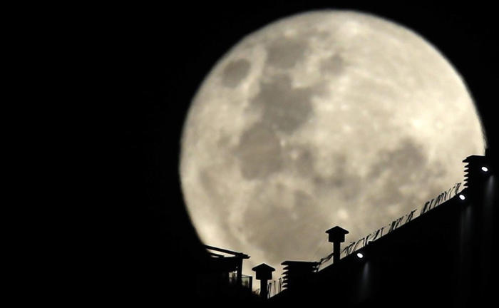 ¿cuándo hay luna llena en junio? fecha y detalles del fenómeno lunar