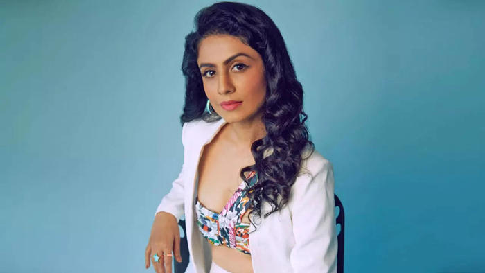 world yoga day 2024: manasi parekh says 'even on busy days, i do pranayam in the car on my way to meetings or shoots'