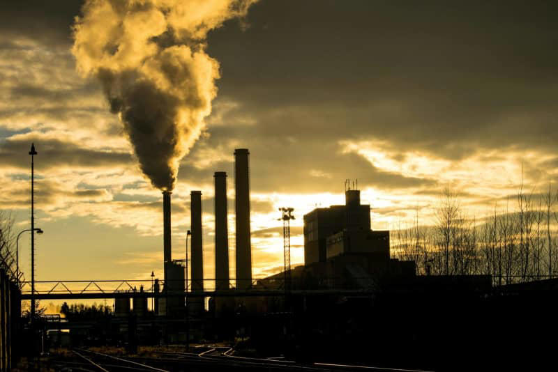 forbruket av fossilt brensel nådde rekordhøye i 2023, avslører energy institute