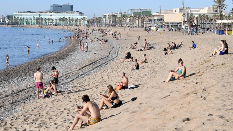 barcelone veut supprimer tous les appartements touristiques d’ici à 2029