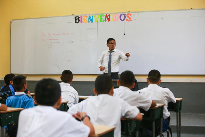 sueldo para profesores en perú: ¿cuánto es el mínimo y máximo que pueden ganar al mes?