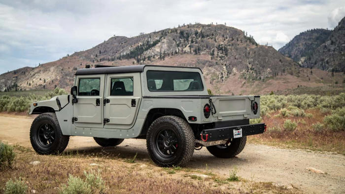 android, electrified hummer h1 has old-school looks, same power as new gmc hummer ev