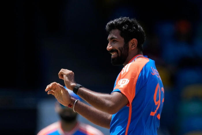 'he likes his own strategies, bowling coach doesn't interfere': axar patel on how jasprit bumrah prepares for each game