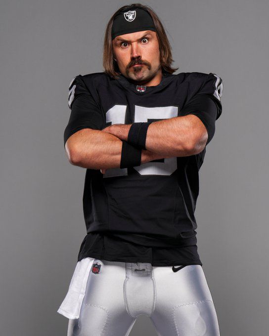 Gardner Minshew’s Chaotic Raiders Photoshoot Keeps Getting Better With ...