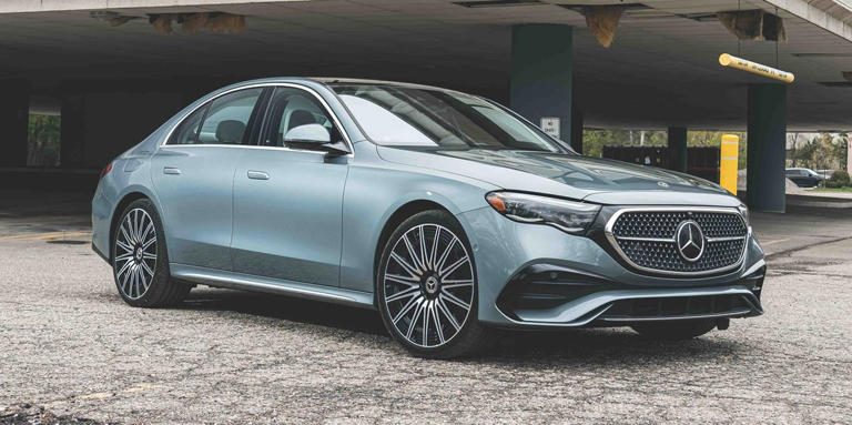 2025 Mercedes-Benz E-Class Will Add a Cheaper RWD Base Model