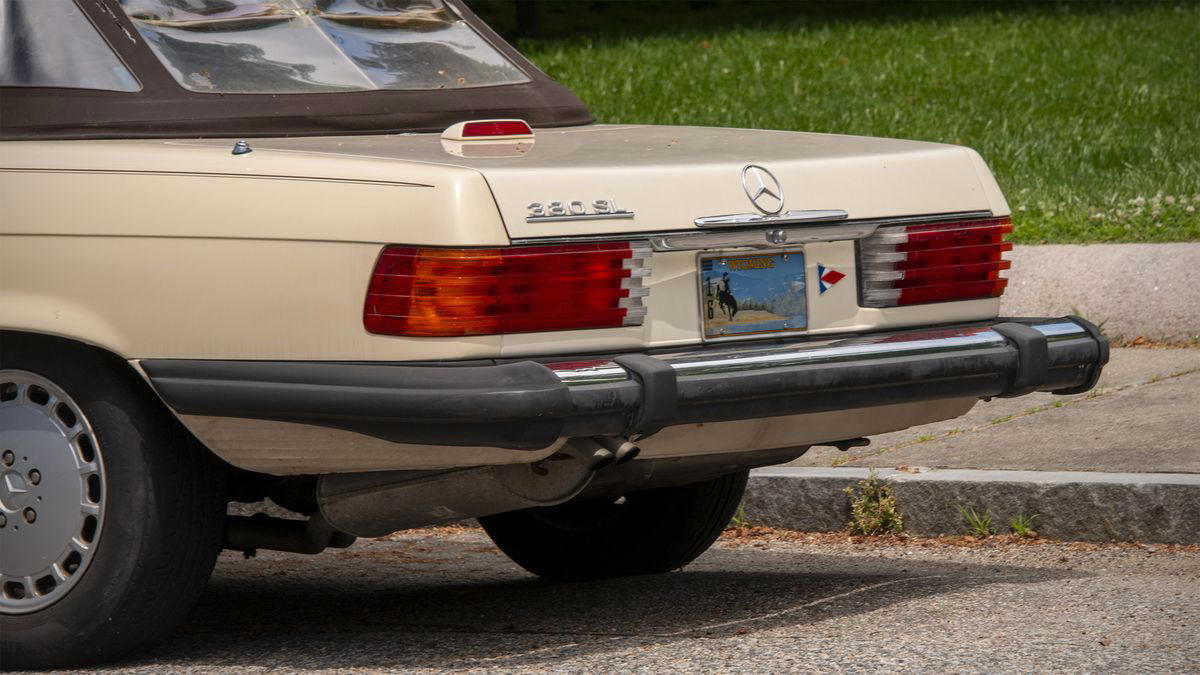 street-spotted: mercedes-benz 380sl