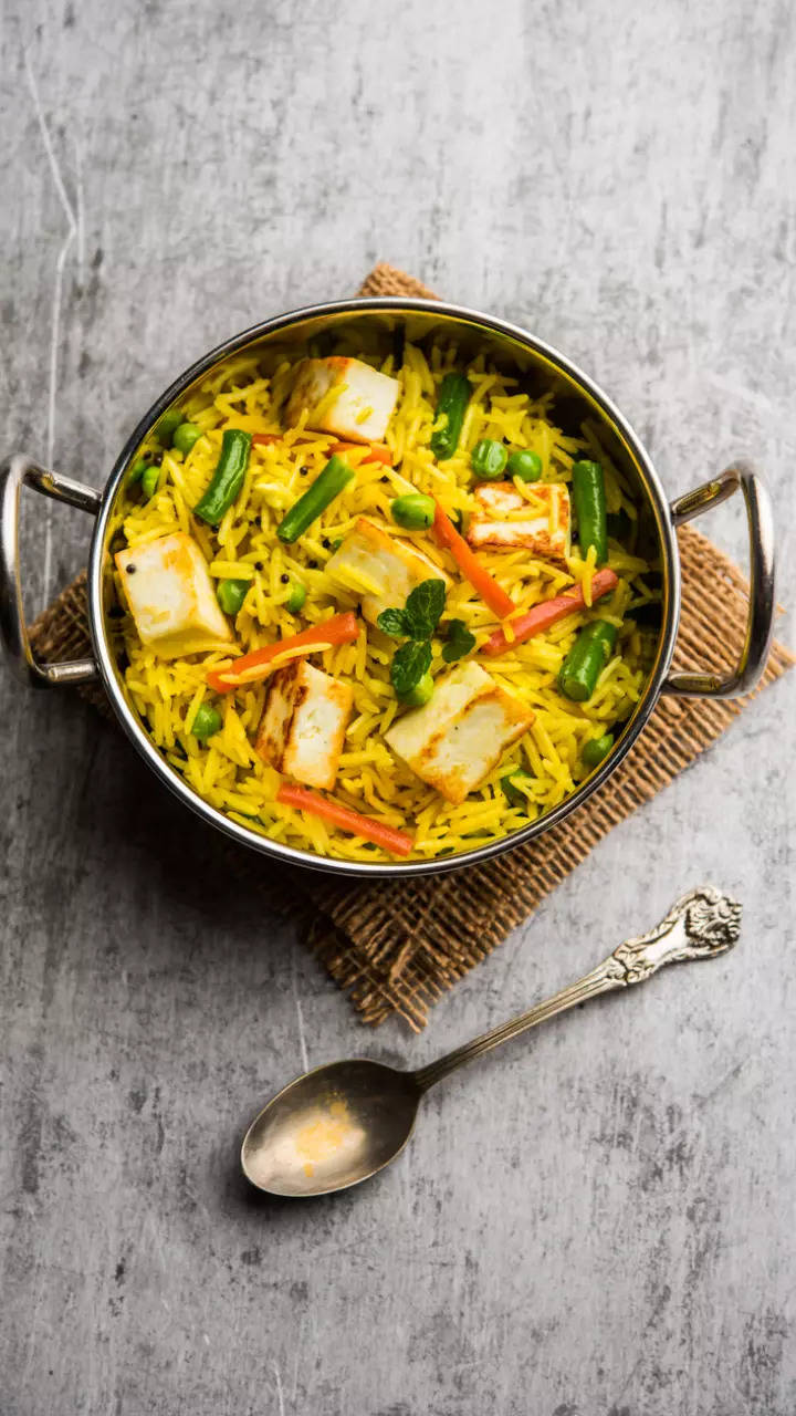 Weekend Special: How to make high-protein Paneer Soya Biryani