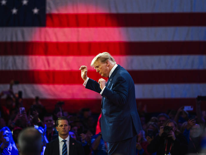 trumpova prezidentská kampaň poprvé hlásí, že má na účtu víc než biden