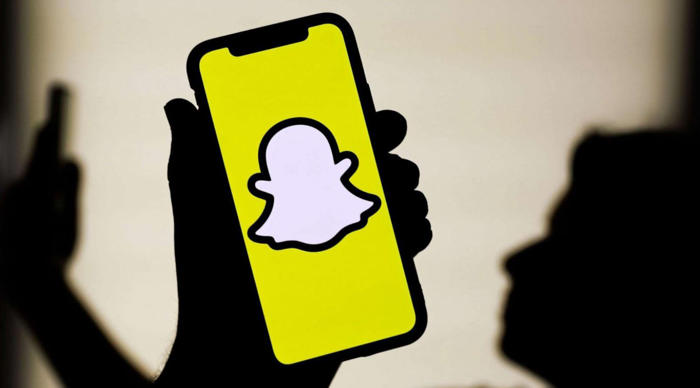 nueva función de snapchat con ia puede transformar fondos y ropa en tiempo real