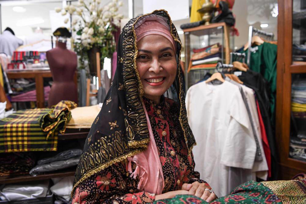 grandma's 100-year-old baju kurung prized possession of former model juita jalil