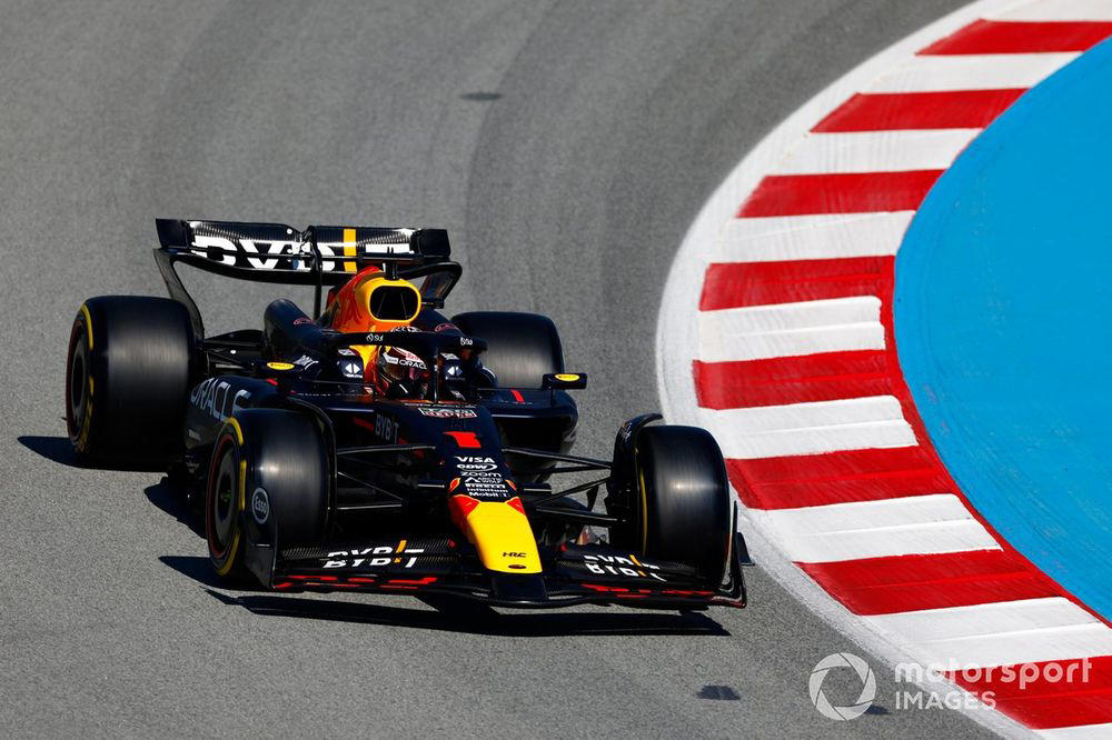 verstappen's skinny red bull wing clouds f1 spanish gp picture