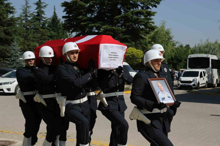 hayatını kaybeden polis memurunun cenazesi tören sonrası adana’ya gönderildi