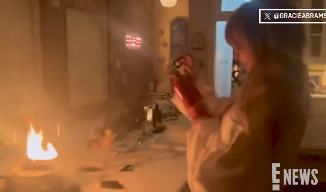 τέιλορ σουίφτ: έπιασε φωτιά στο σπίτι της τέιλορ σουίφτ και δεν ήξερε να χρησιμοποιήσει τον πυροσβεστήρα (βίντεο)