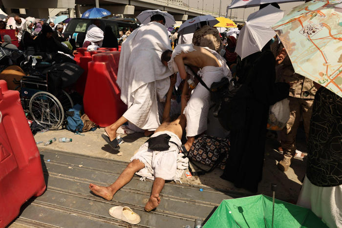 laittomia pyhiinvaellusmatkoja järjestäneet matkatoimistot joutuvat oikeuteen egyptissä