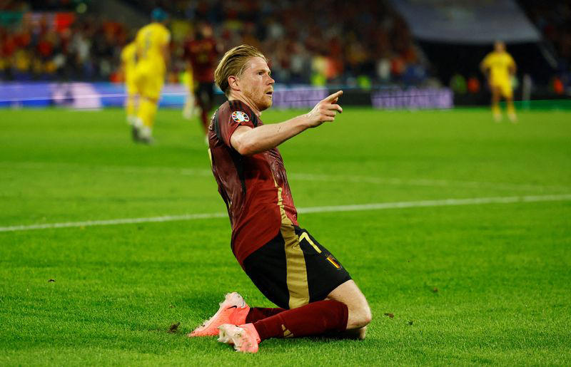 soccer-de bruyne leads from front to get belgium firing again