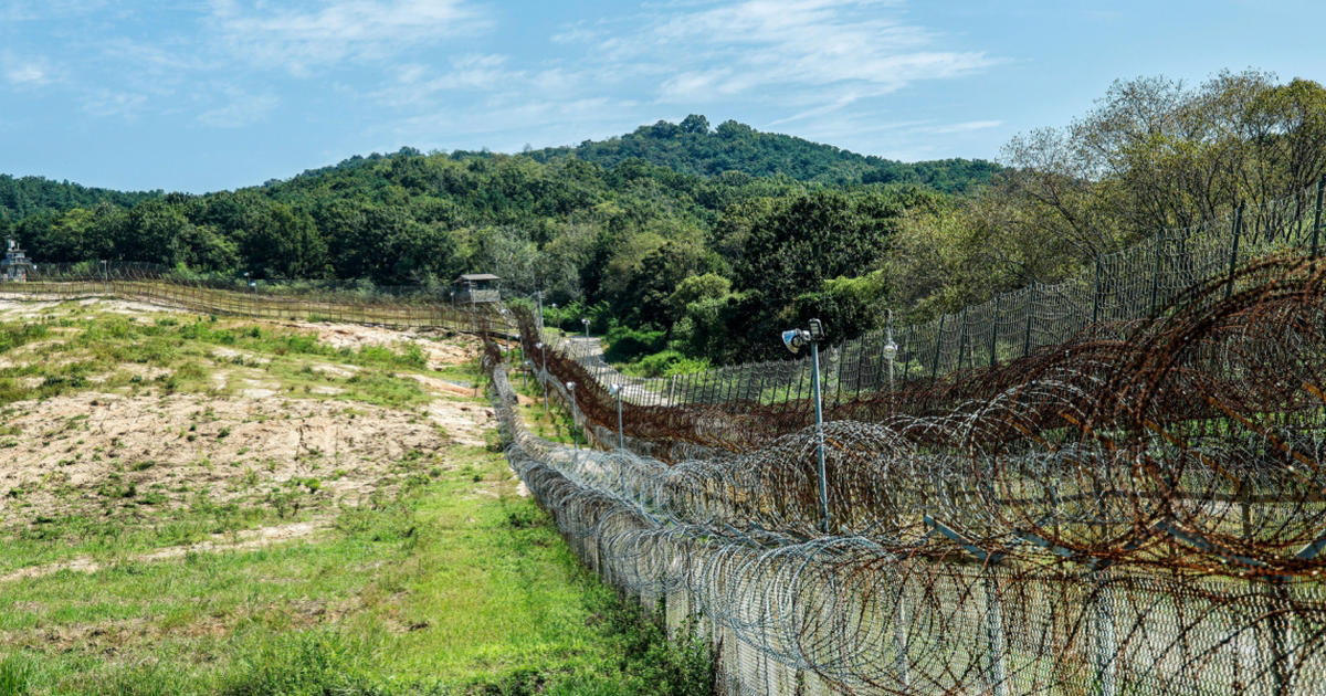 kan være et tegn på konfliktoptrapning: nordkorea bygger ny mur ved grænsen til sydkorea