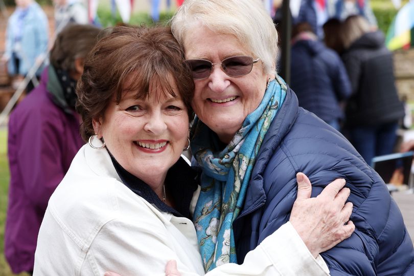 Australian Vera Fan On North East Trip Says Meeting Brenda Blethyn Was ...