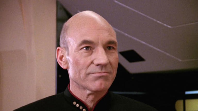 A prolific Star Trek director called filming on the Enterprise bridge "an utter, crashing bore"
