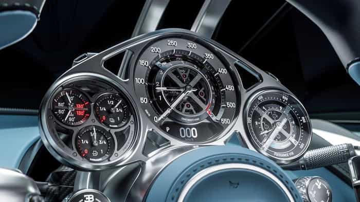 bugatti tourbillon beschikt over een verfijnd mechanisch dashboard met instrumenten van zwitserse horlogemakers