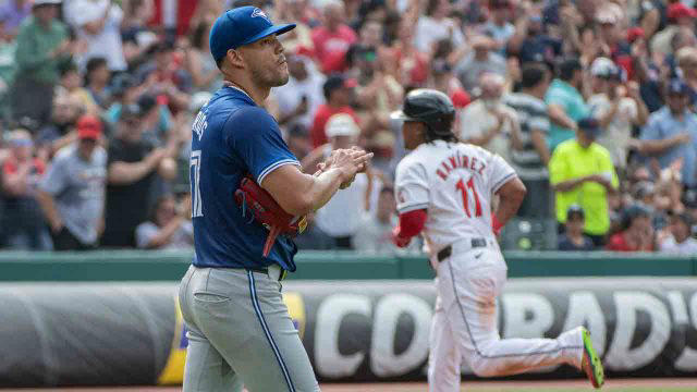 blue jays’ daulton varsho considered day-to-day with lower back tightness