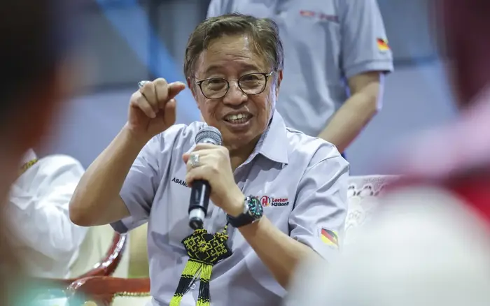 sarawak willing to foot half of 2027 sea games bill, says abang jo
