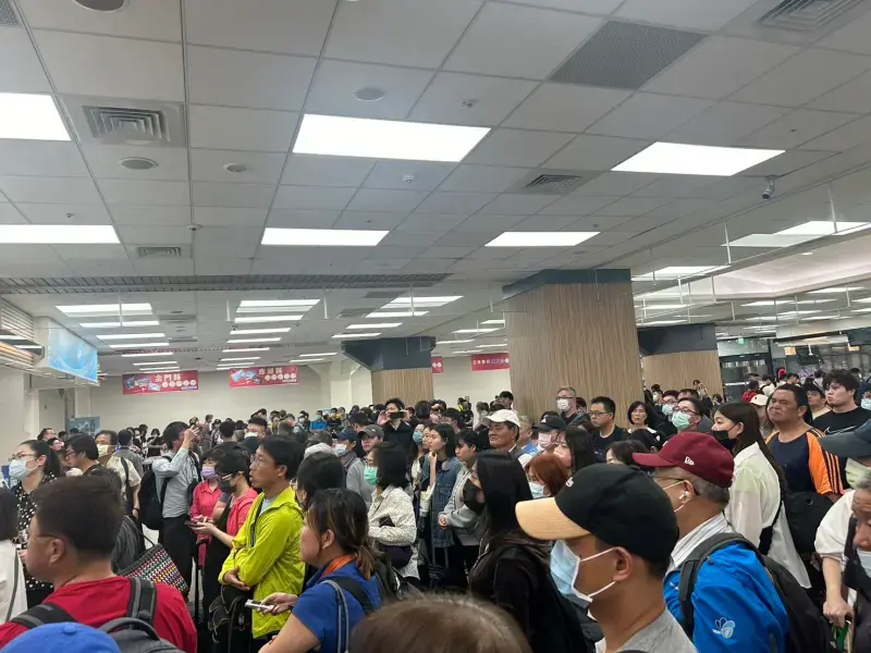 台北豪大雨影響 松山機場宣布暫停地面作業